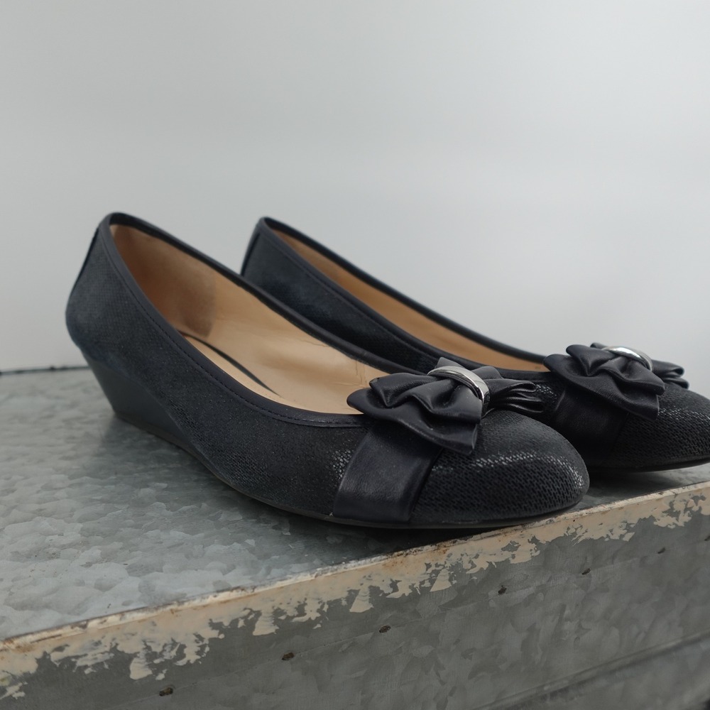 Alex Marie Navy Blue Shimmer Bow Wedge‎ Pumps Shoes Womens 8M Low Heel Round Toe